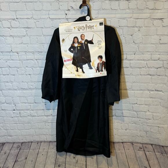 Harry Potter Hufflepuff Halloween Costume Robe - Picture 1 of 4